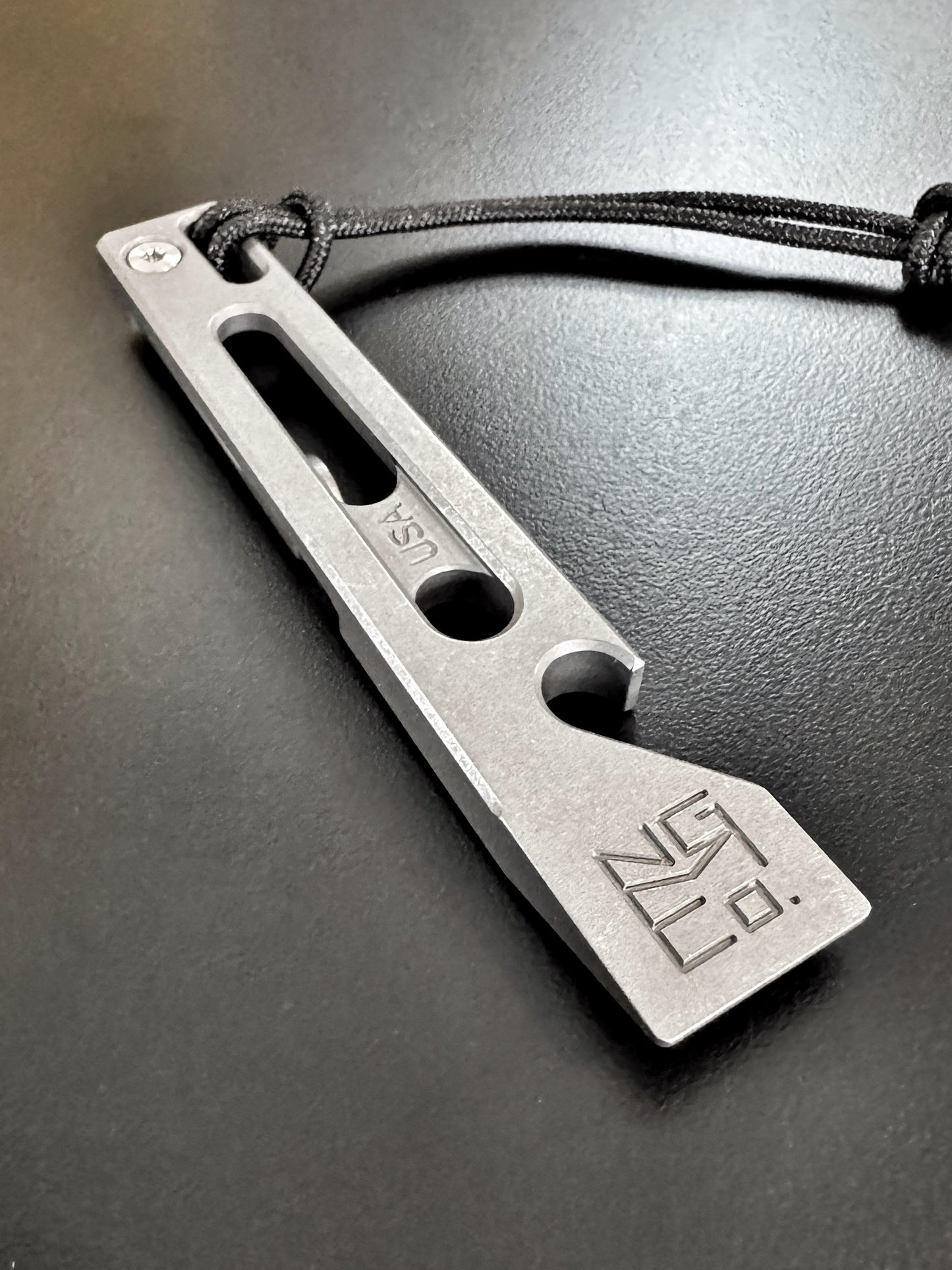 Stubbs “Thirsty” EDC Pry
