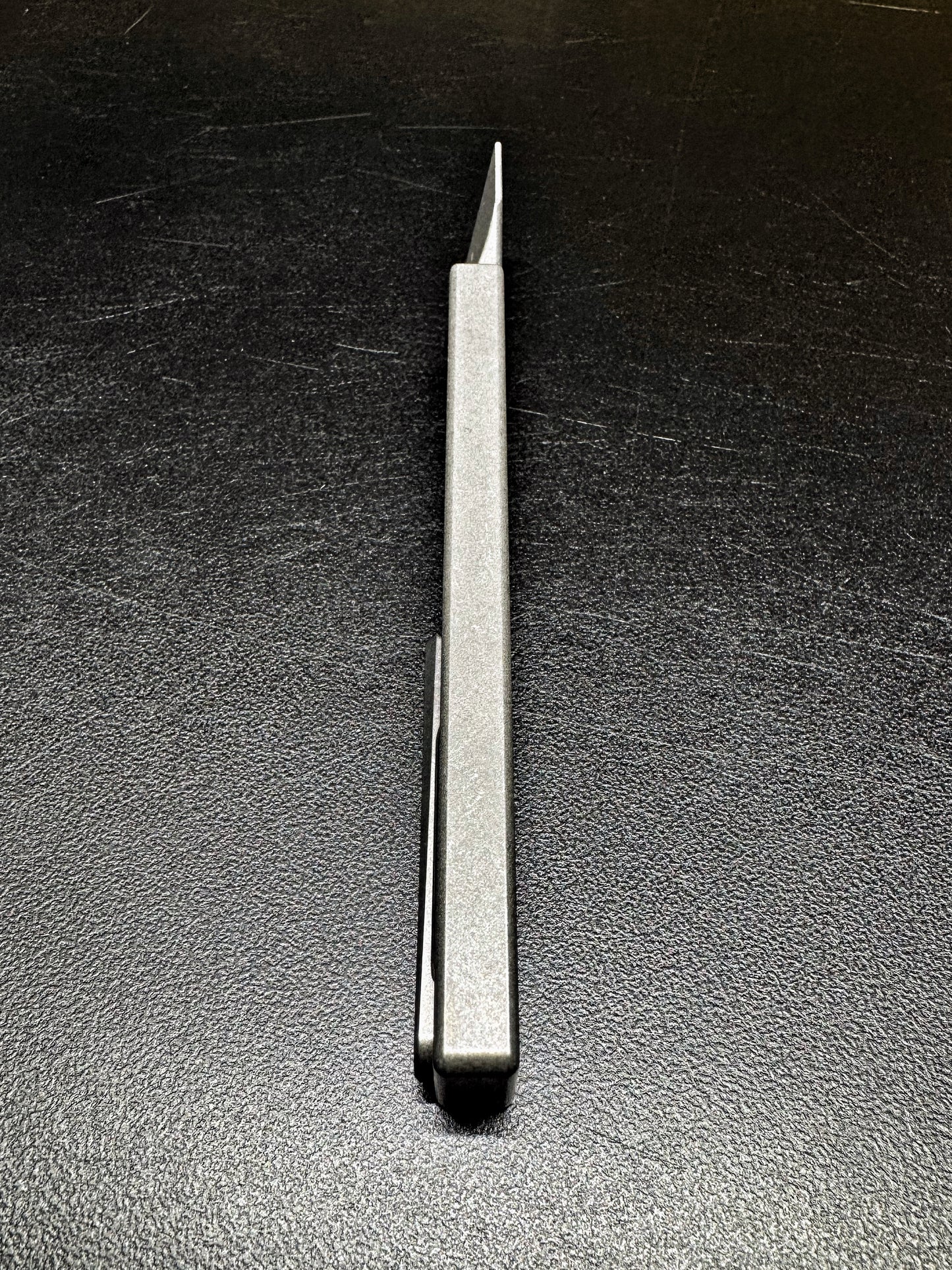 The Side Piece v2.0 two tone finish