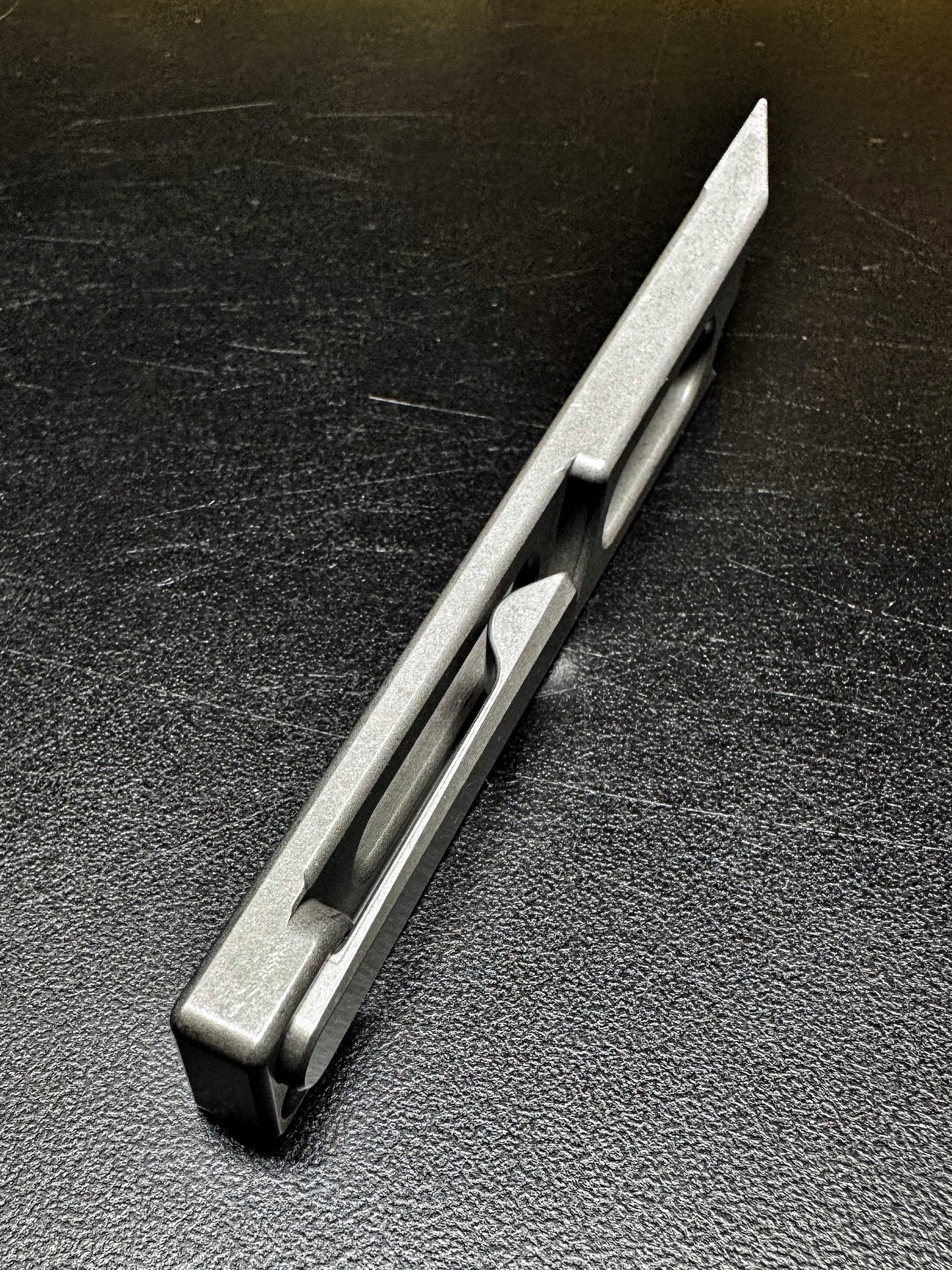 The Side Piece v2.0 two tone finish