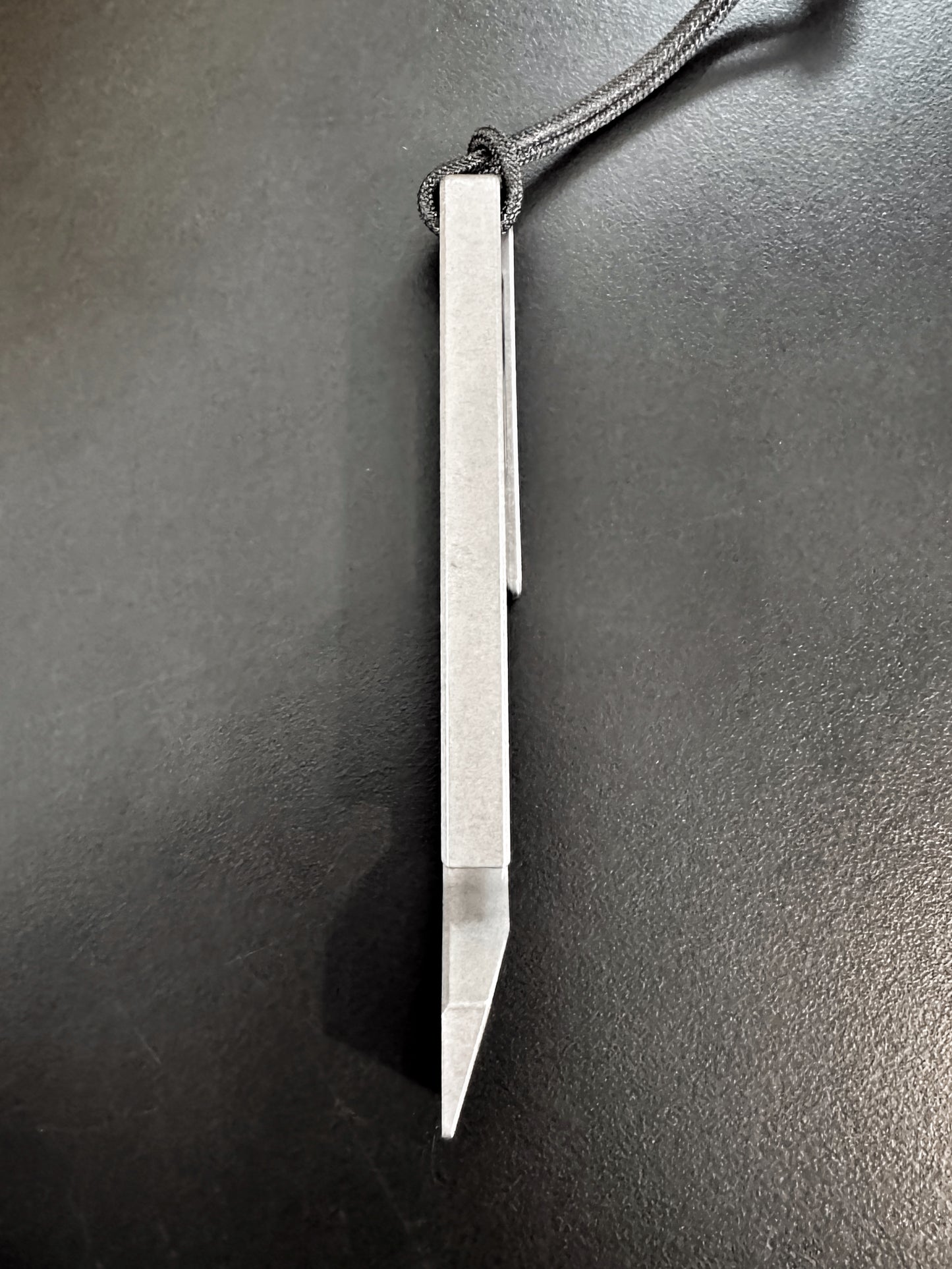 Stubbs “Thirsty” EDC Pry