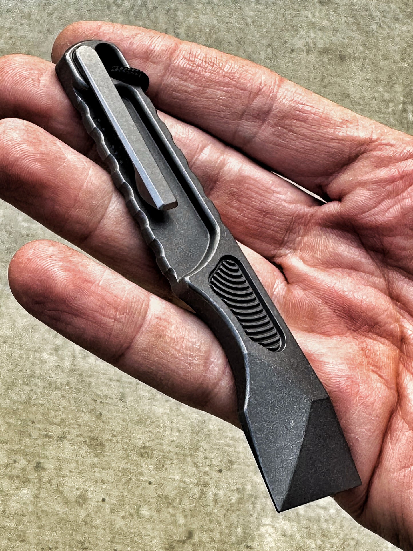 FAFO Ladyfinger Thumb