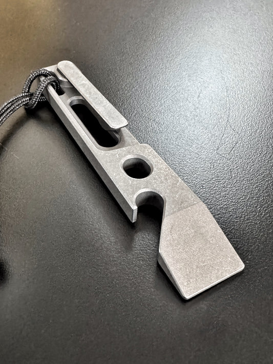 Stubbs “Thirsty” EDC Pry